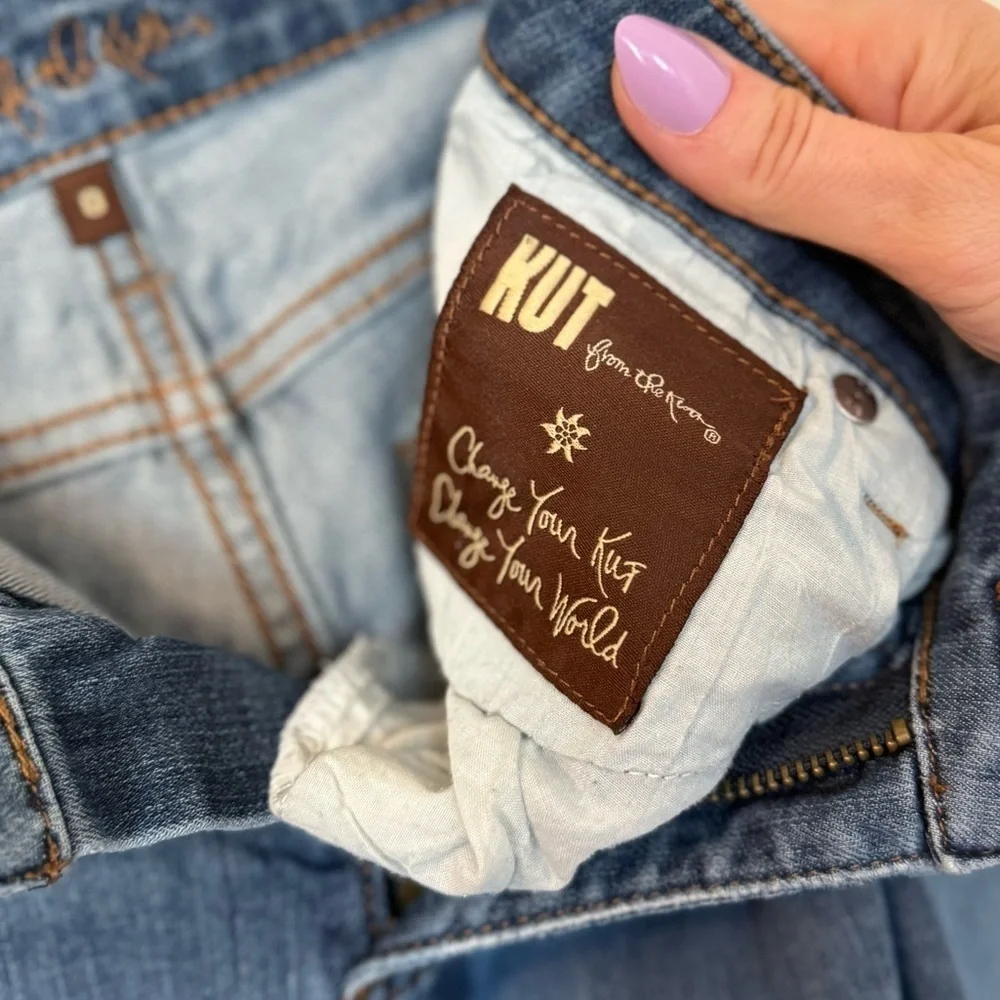 Kut From The Kloth Catherine Mid-Rise Boyfriend Jean- Size 0 - Picture 8 of 9